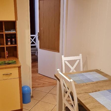 Pensjonat Aida 切霍齐内克 外观 照片